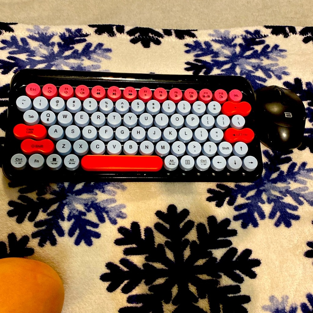 Wireless mouse & keyboard